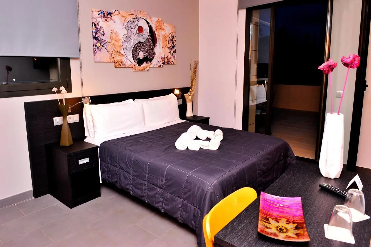 **  6 Bis Hotel Castelldefels Spain